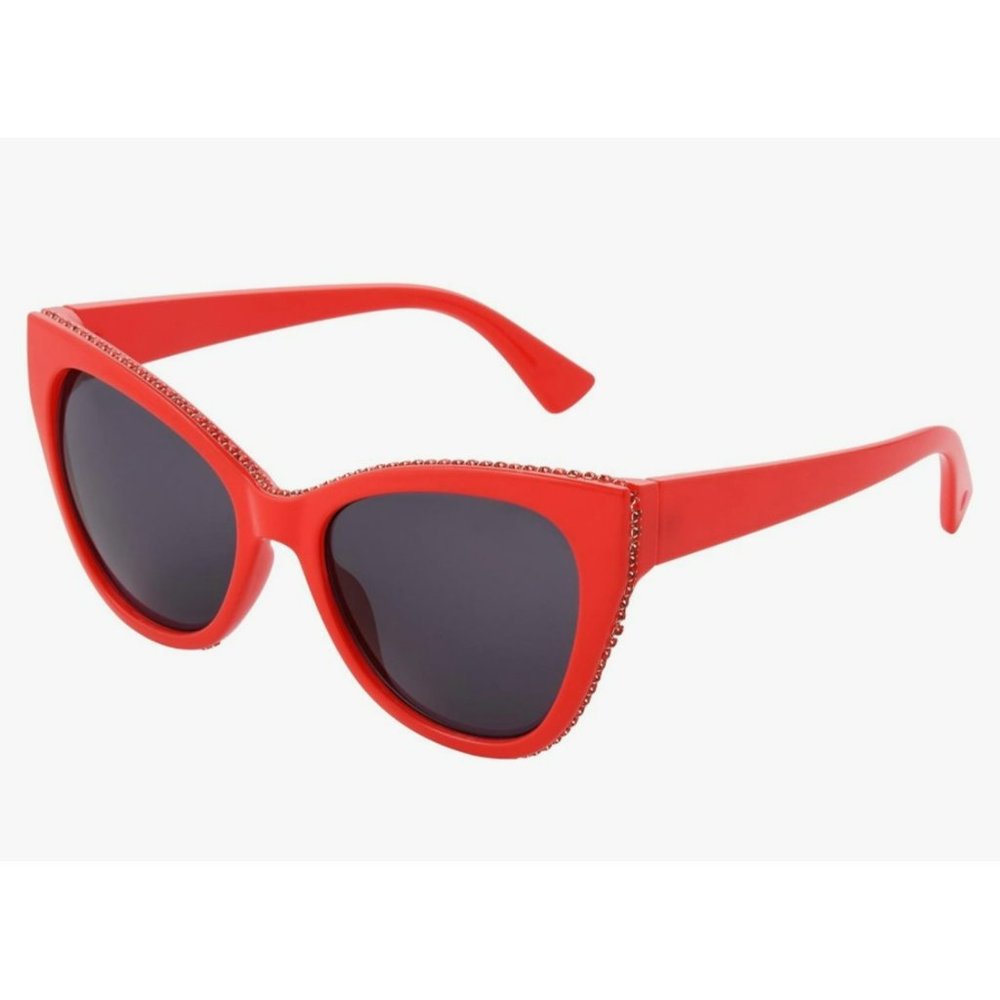 NWT Betsey Johnson Women's Fashionista Cat Eye Sunglasses Red Jeweled